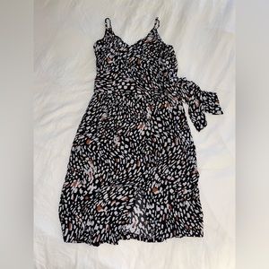 Midi Wrap Dress Spaghetti Straps with White Black Orange Design Size Small